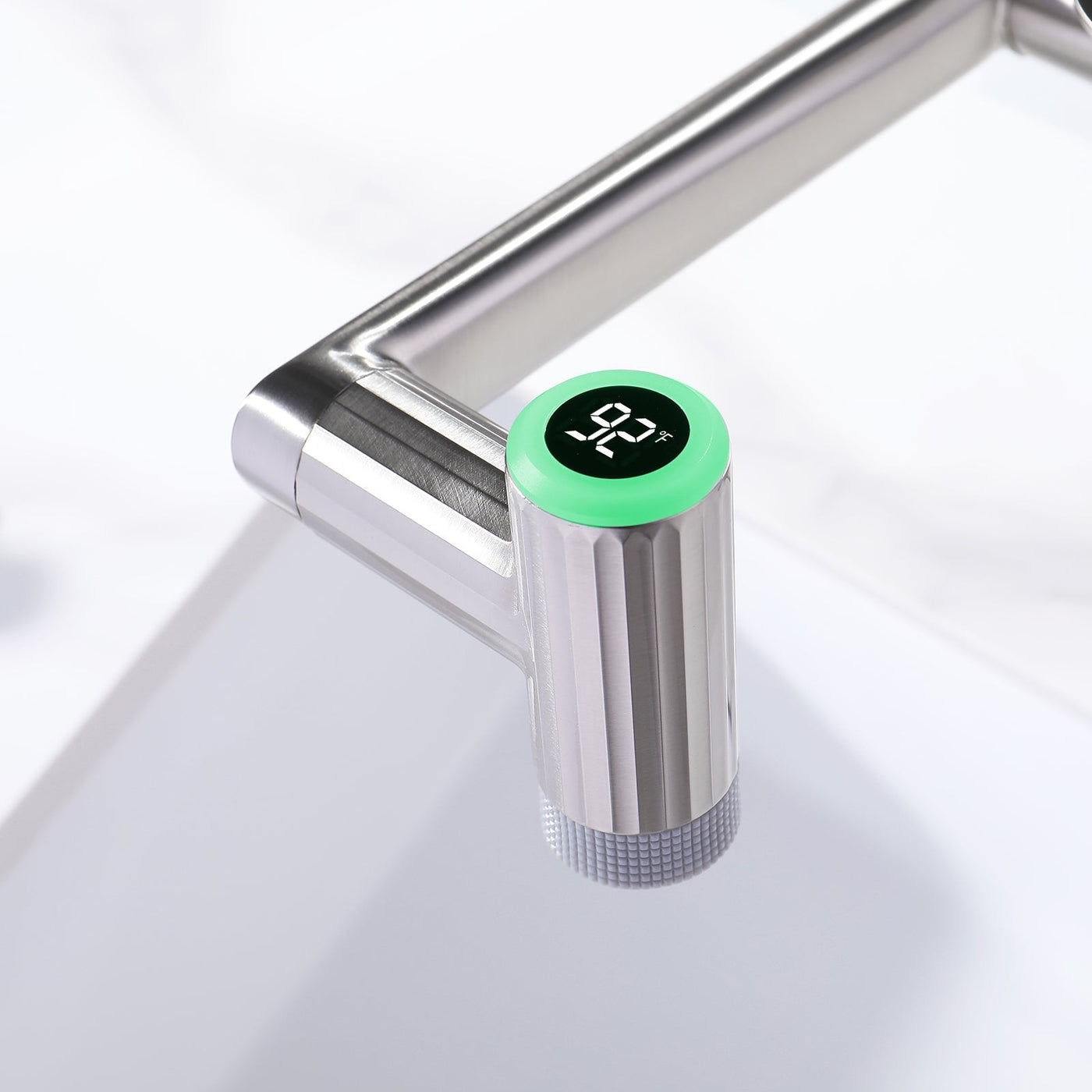 Metora 1080° Rotatable Single-Hole Bathroom Faucet With Temperature Display-BF2208-PRO