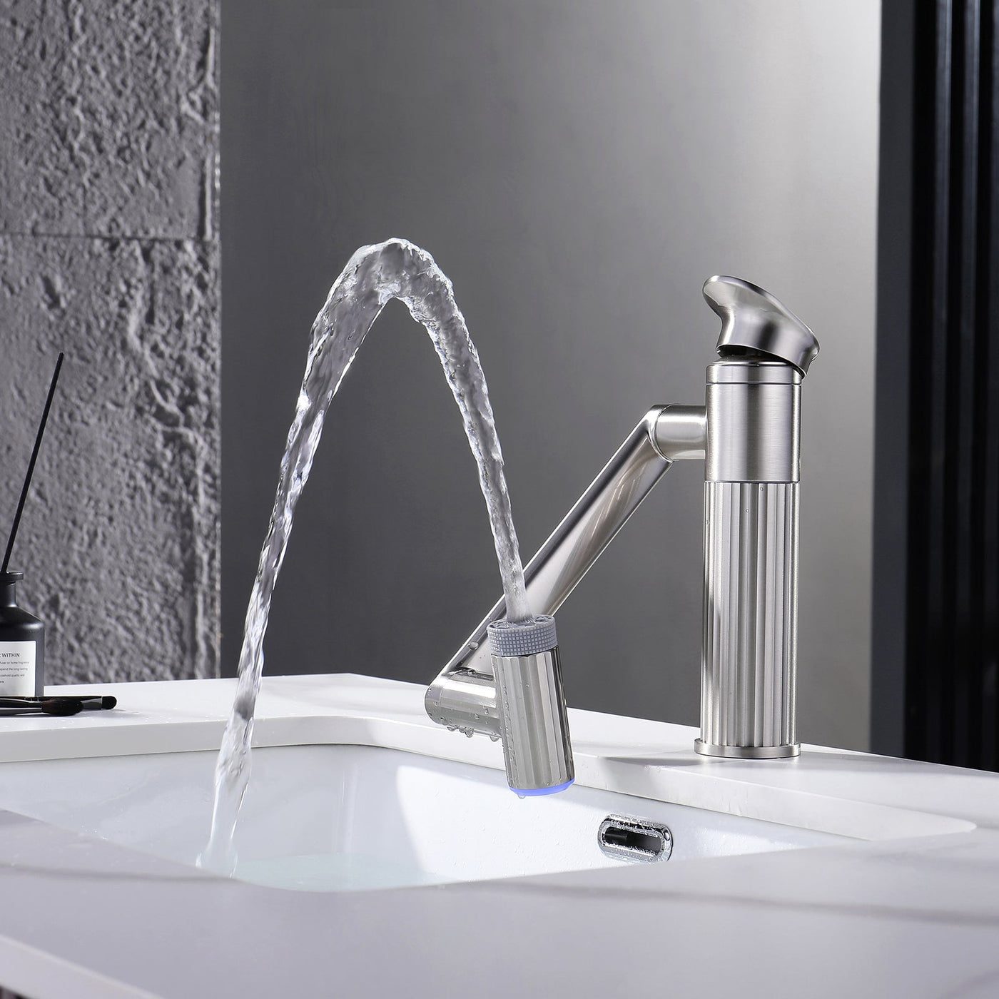 Metora 1080° Rotatable Single-Hole Bathroom Faucet With Temperature Display-BF2208-PRO