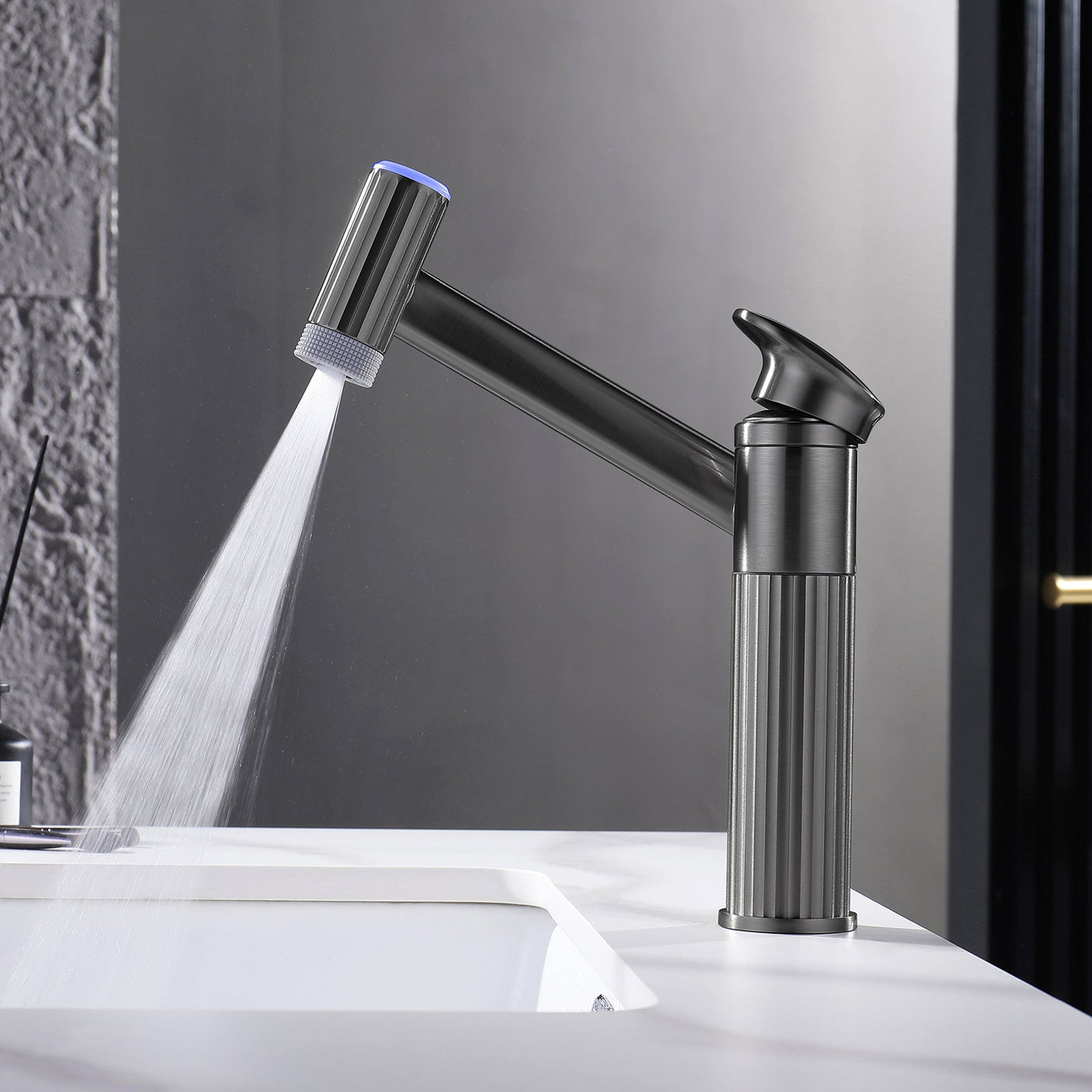 Metora 1080° Rotatable Single-Hole Bathroom Faucet With Temperature Display-BF2208-PRO