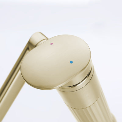 Metora 1080° Rotatable Single-Hole Bathroom Faucet With Temperature Display-BF2208-PRO