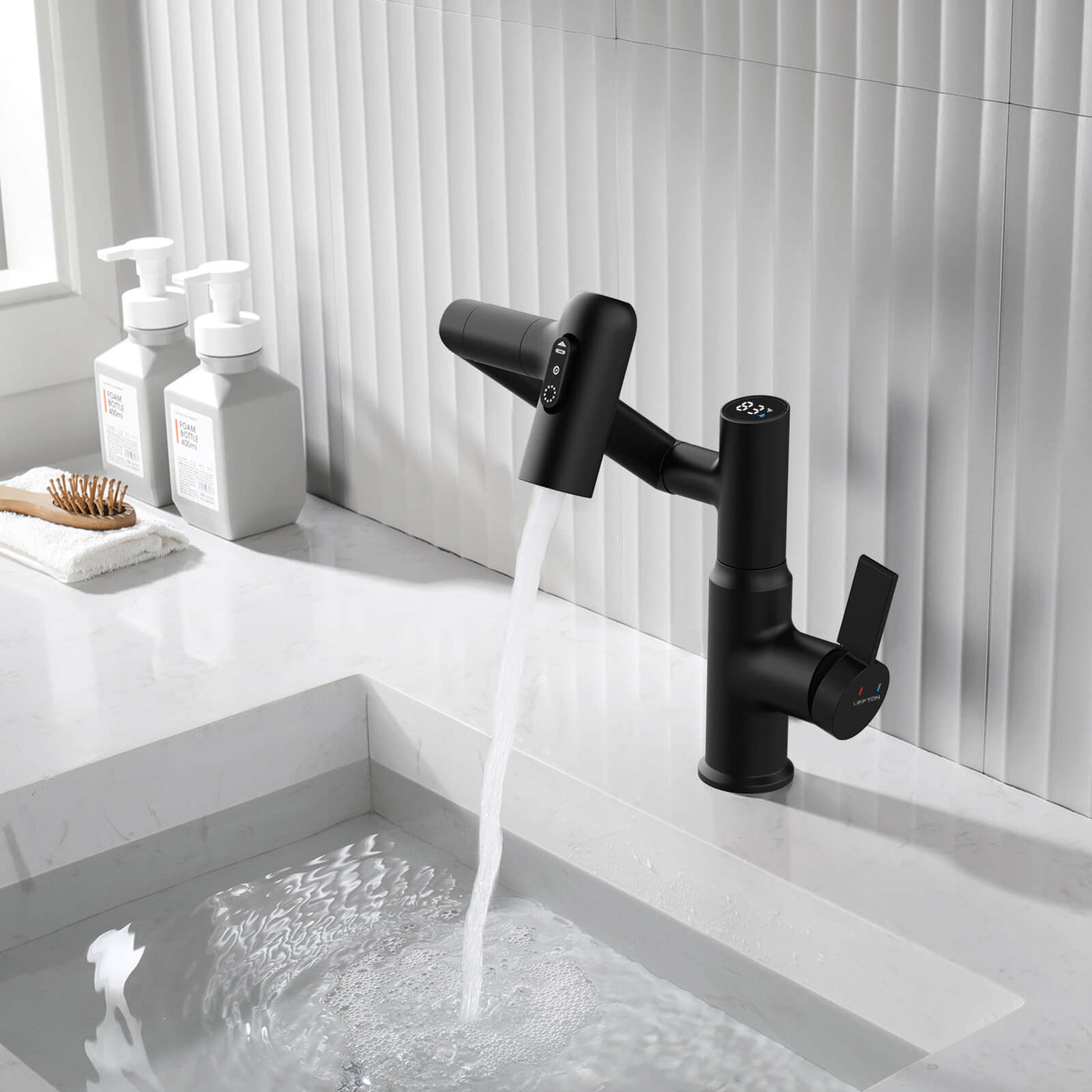 Recertified-Metora Single-Hole Rotatable Faucet with Temperature Display-BF2204-US
