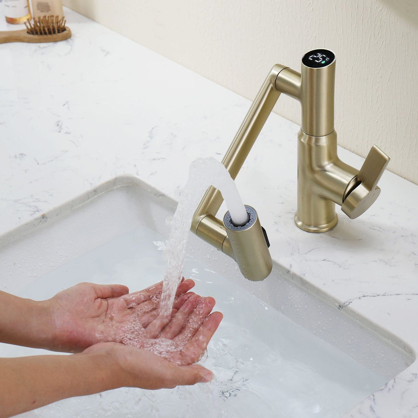 Recertified-Metora Single-Hole Rotatable Faucet with Temperature Display-BF2204-US