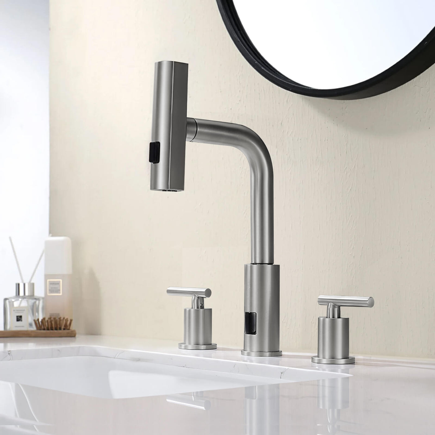 Metora Two-Handle Widespread Waterfall & Pull-Out Bathroom Faucet with Temperature Display-BFWS2401