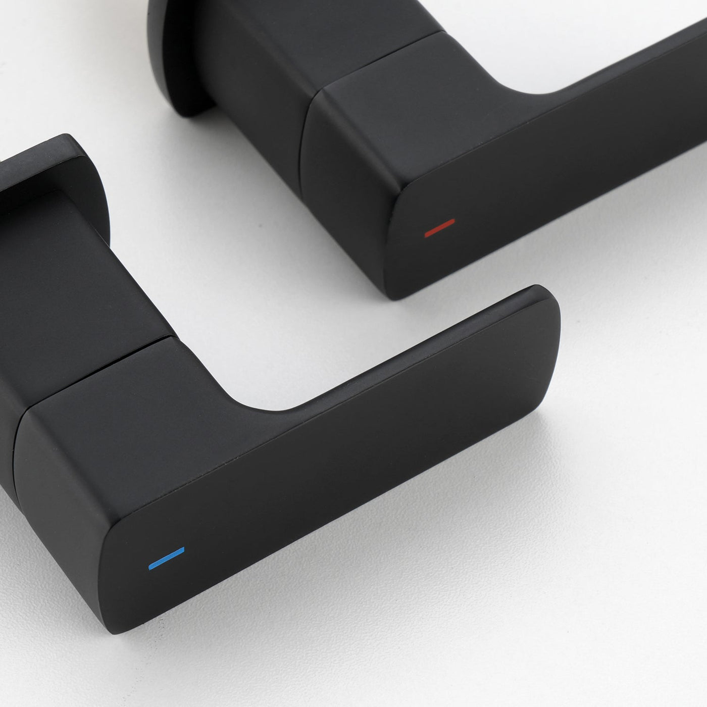 Metora Widespread 2-handle Bathroom Faucet with Temperature Display-BFWS2402