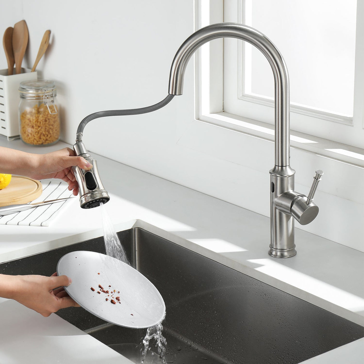 Metora Touchless Sensor & Pull-Down Kitchen Faucet - KF2210