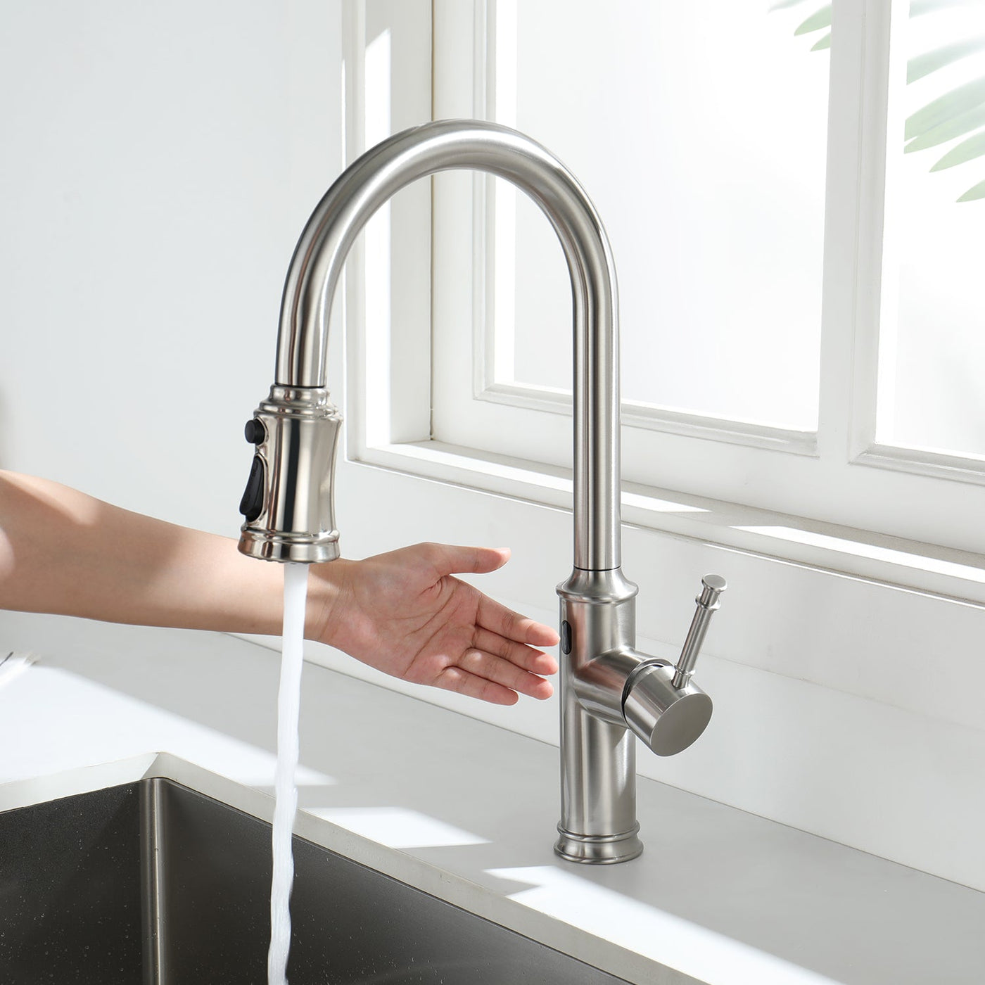Metora Touchless Sensor & Pull-Down Kitchen Faucet - KF2210