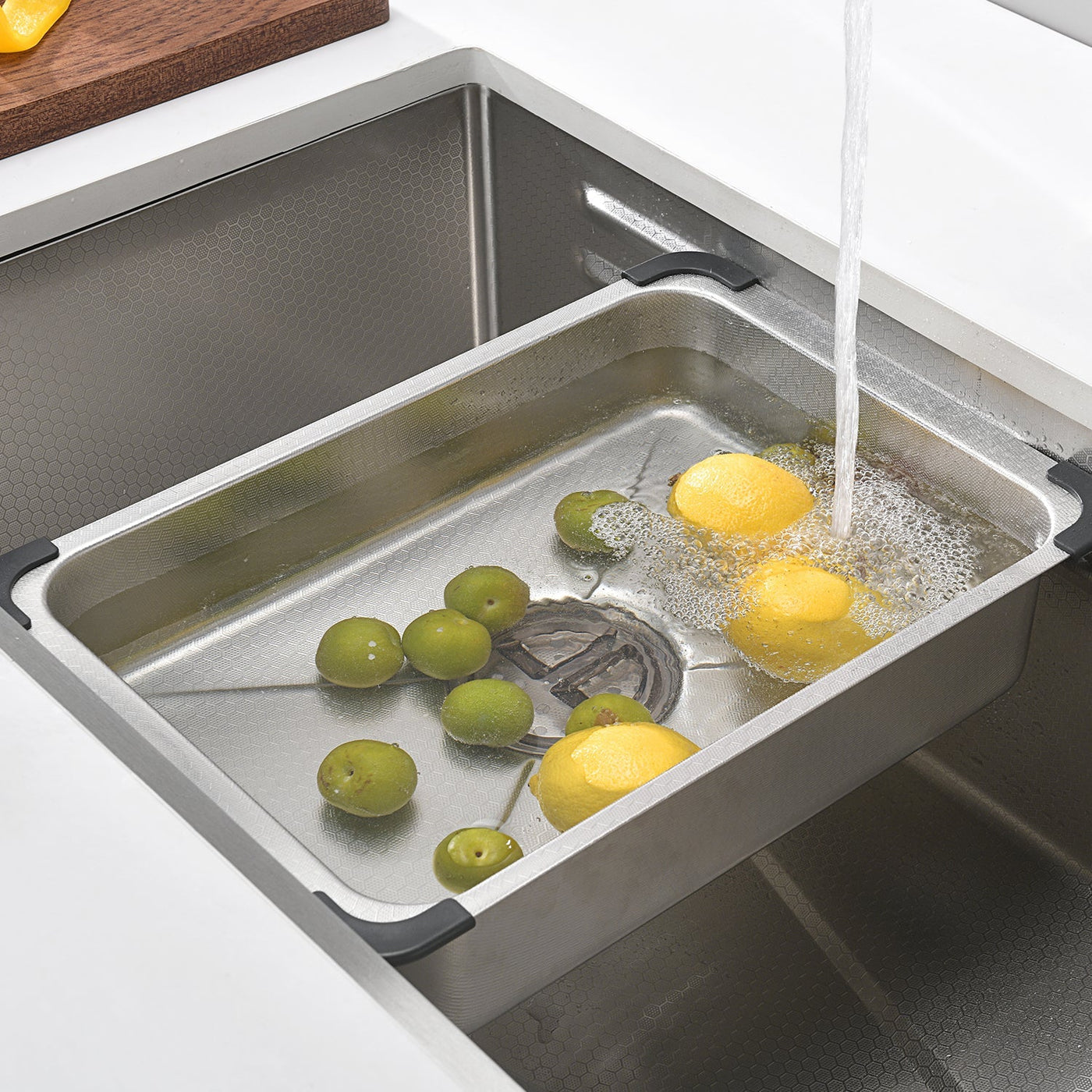Metora Single Bowl Honeycomb Embossed Anti-scratch Kitchen Sink-KS2201