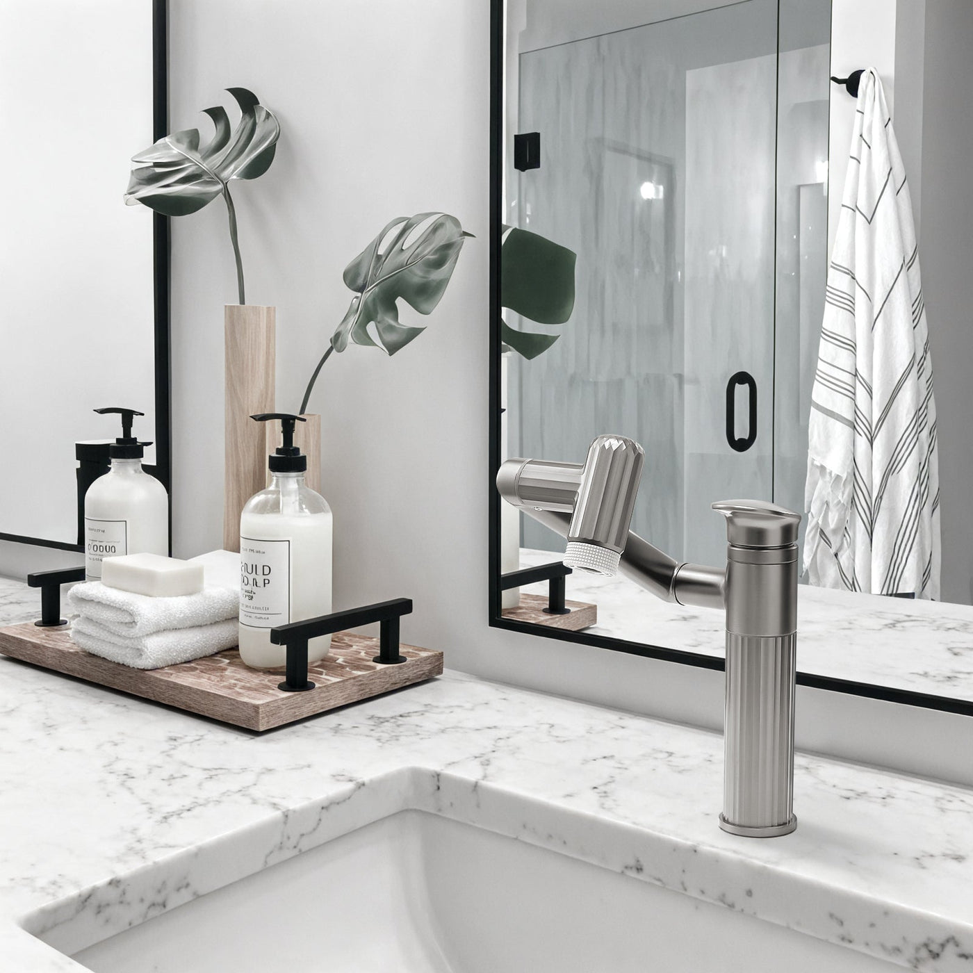 Metora 360° Rotatable Single-Hole Bathroom Faucet-BF2208