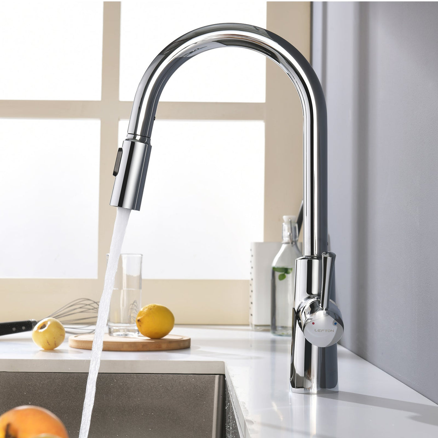 Metora Modern Pull-Down Kitchen Faucet with Temperature Display-KF2501