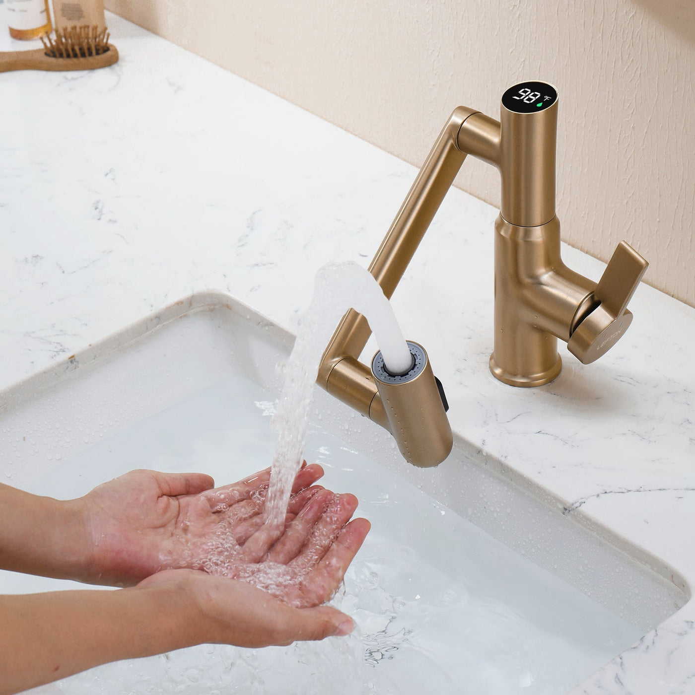 Metora Single-Hole Rotatable Faucet with Temperature Display-BF2204