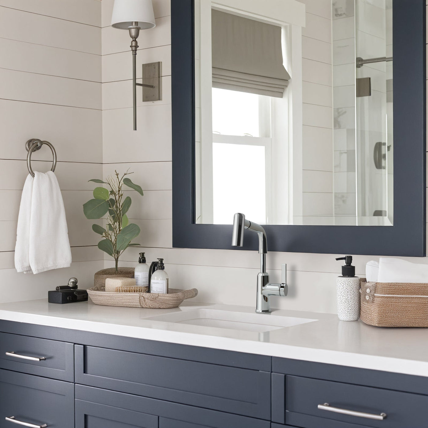 Metora Single-Hole Waterfall & Pull-Out Liftable Bathroom Faucet-BF2209