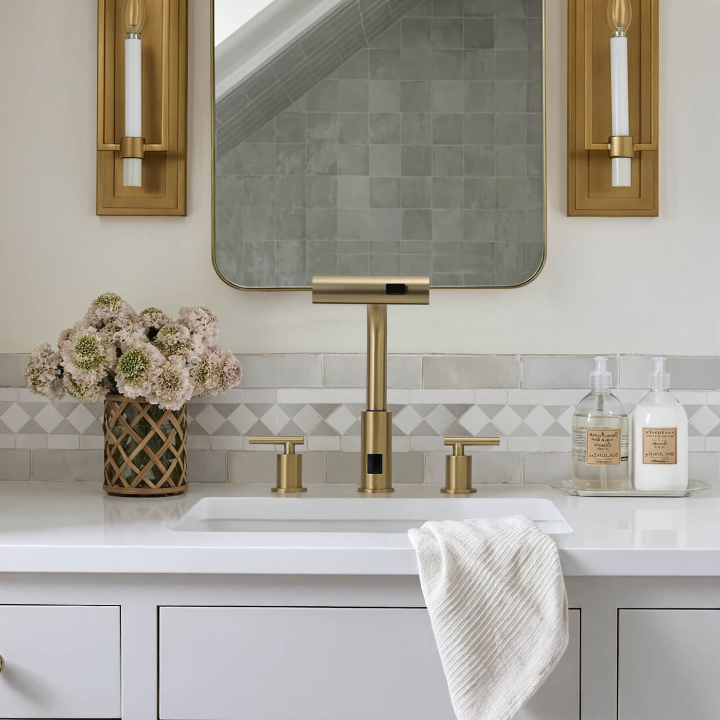 Recertified-Metora Two-Handle Widespread Waterfall & Pull-Out Bathroom Faucet with Temperature Display-BFWS2401-US