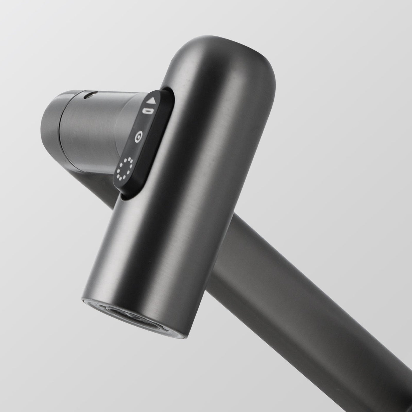 Metora Single-Hole Rotatable Faucet with Temperature Display-BF2204