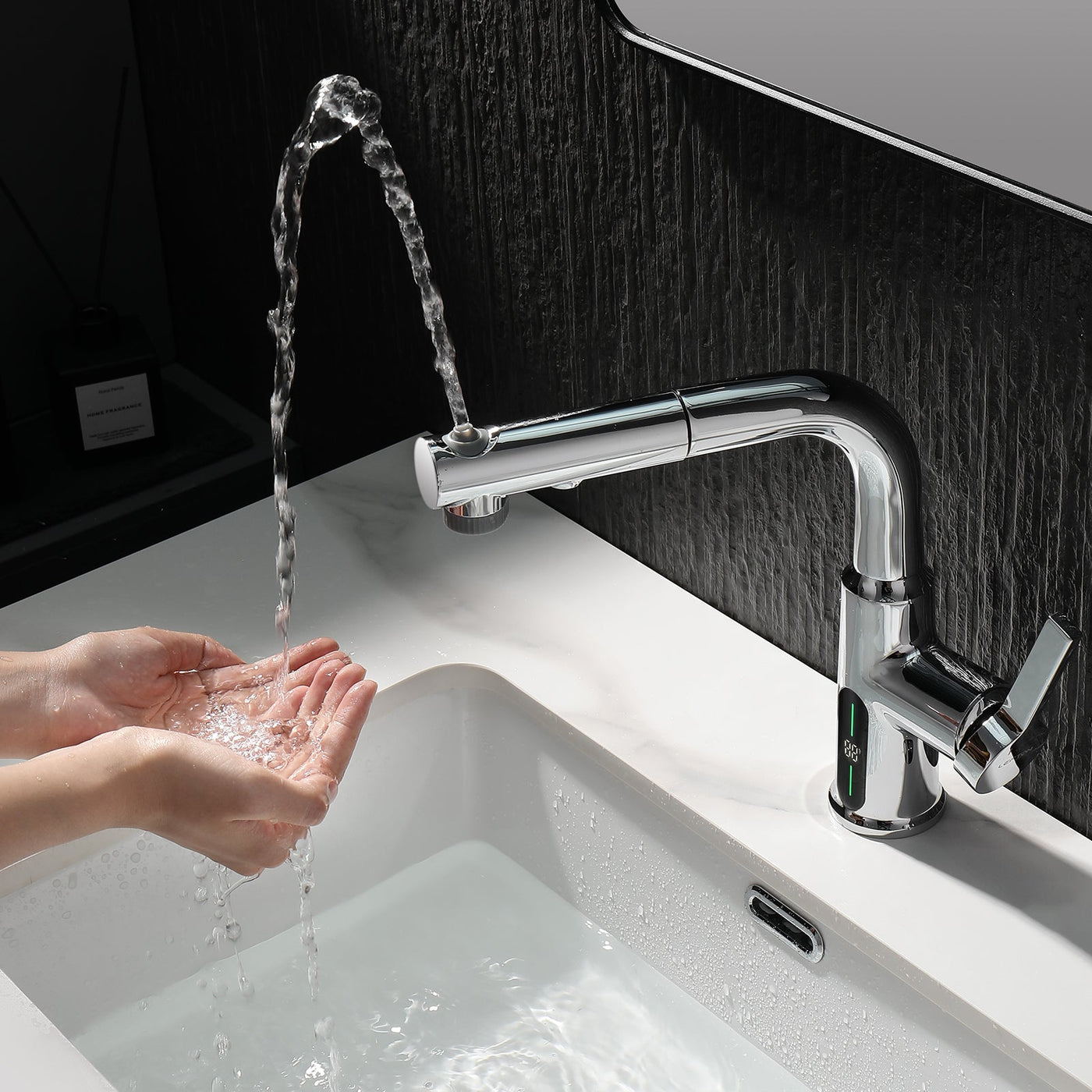 Metora Single-Hole Liftable Pull-Out Bathroom Faucet With Temperature Display-BF2501