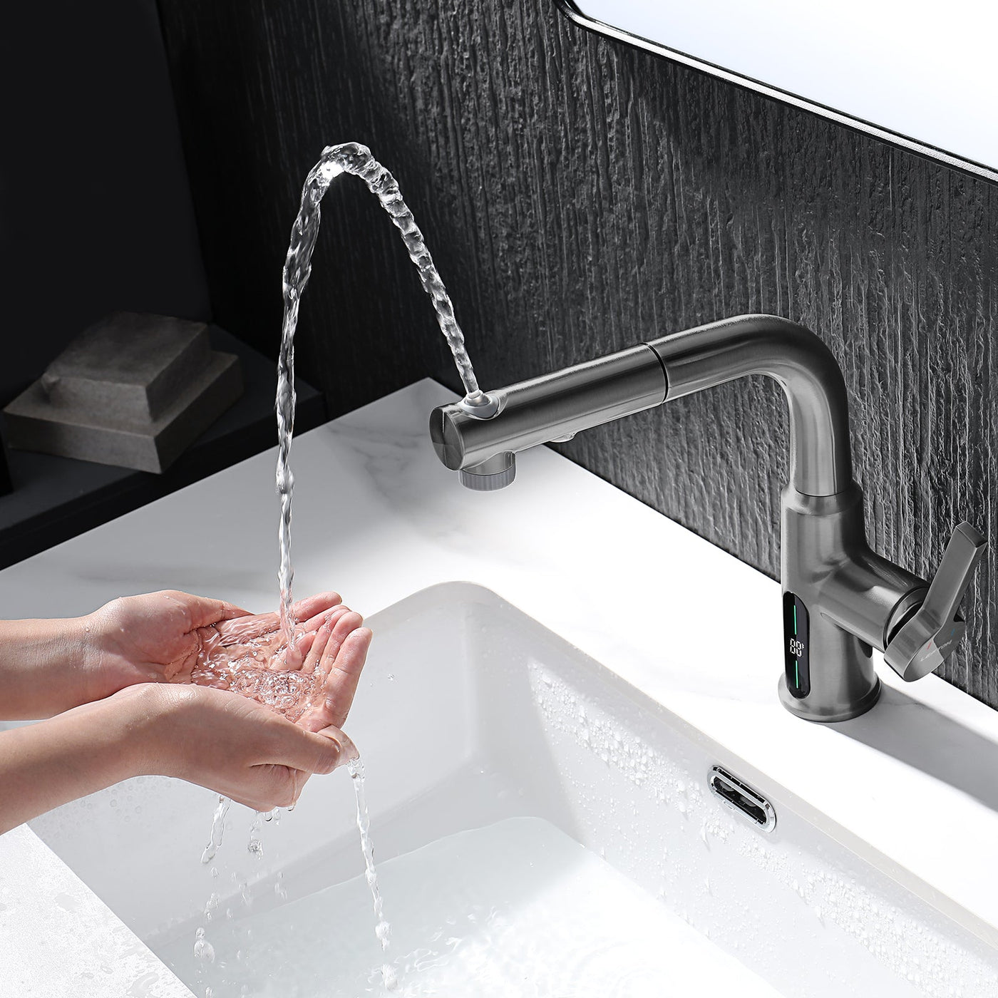 Metora Single-Hole Liftable Pull-Out Bathroom Faucet With Temperature Display-BF2501