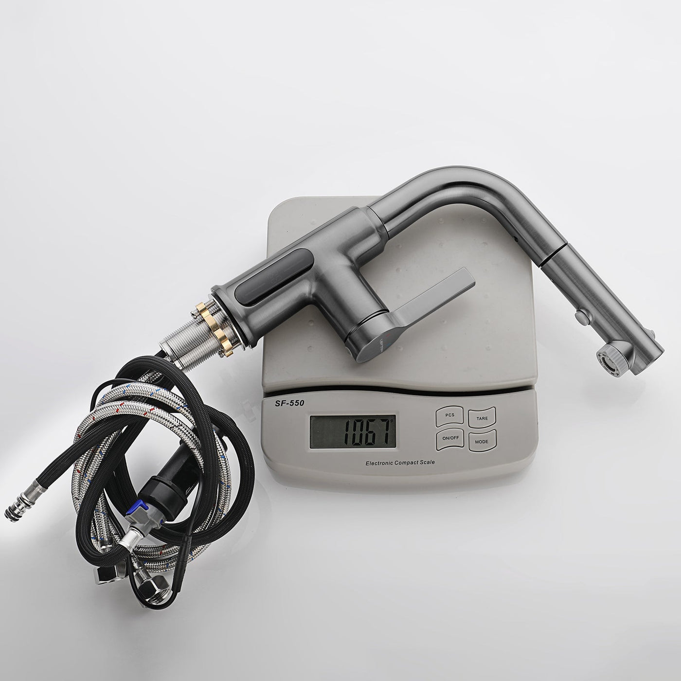 Metora Single-Hole Liftable Pull-Out Bathroom Faucet With Temperature Display-BF2501