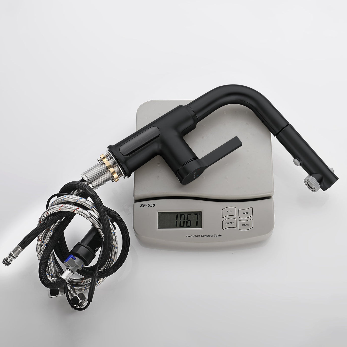 Metora Single-Hole Liftable Pull-Out Bathroom Faucet With Temperature Display-BF2501