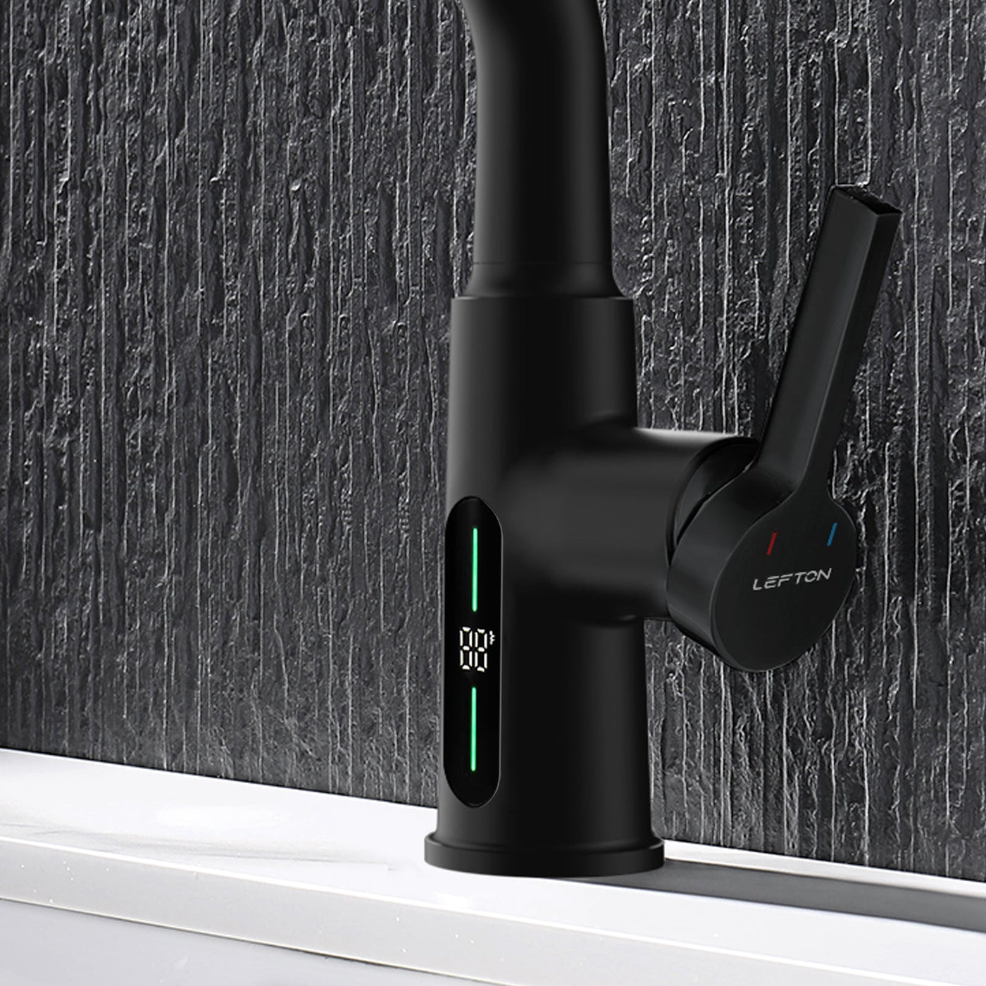 Metora Single-Hole Liftable Pull-Out Bathroom Faucet With Temperature Display-BF2501