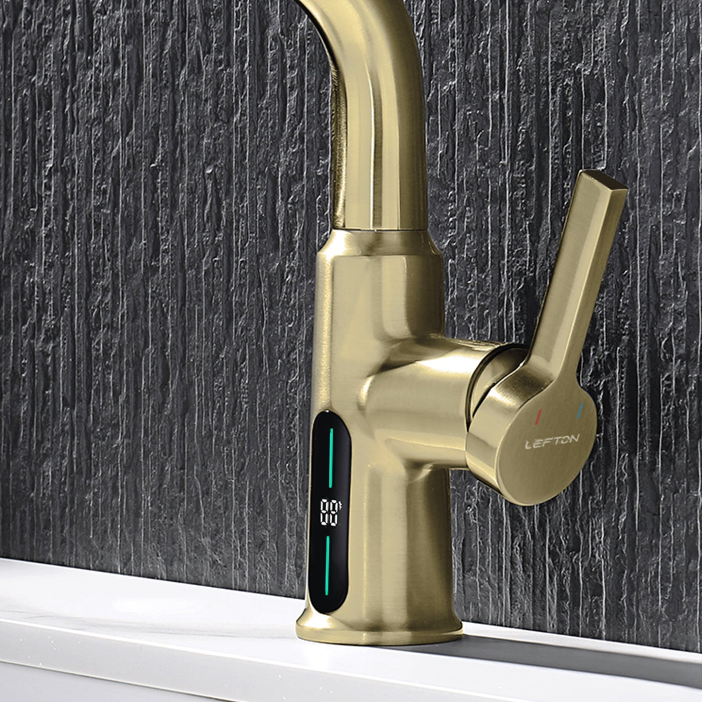 Metora Single-Hole Liftable Pull-Out Bathroom Faucet With Temperature Display-BF2501